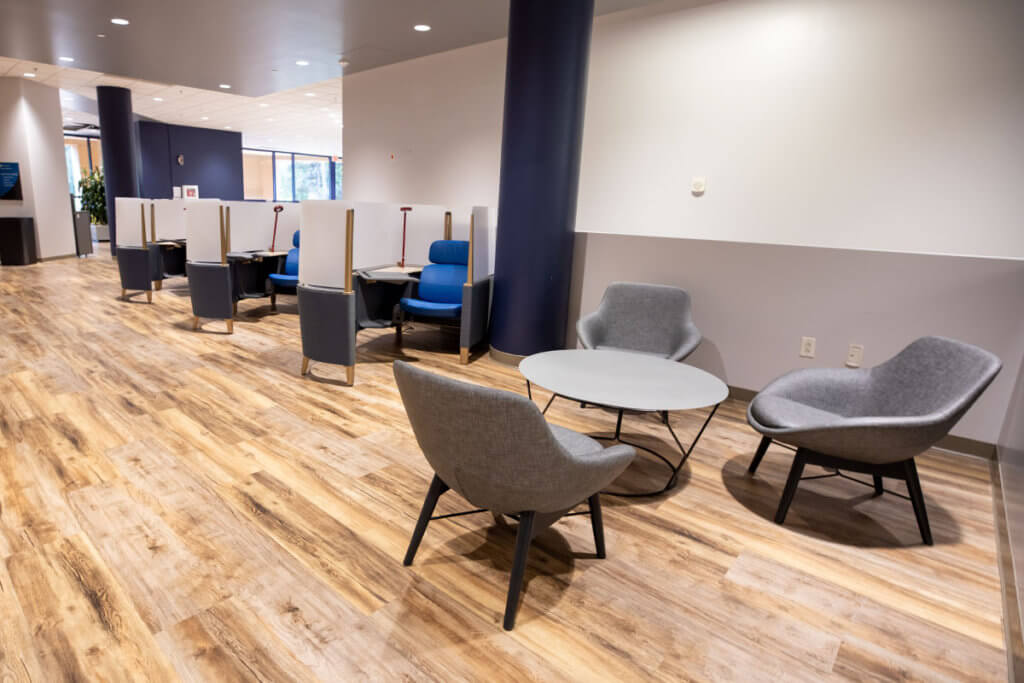 Gallery Lounge